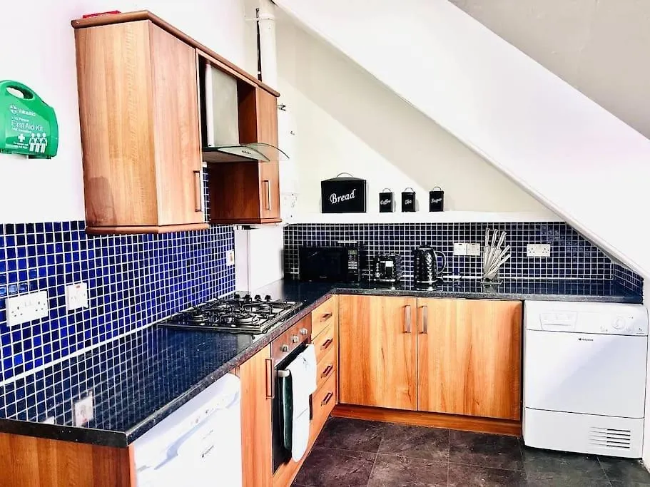 Crown House Two Bedroom Apartment Aberdeen United Kingdom