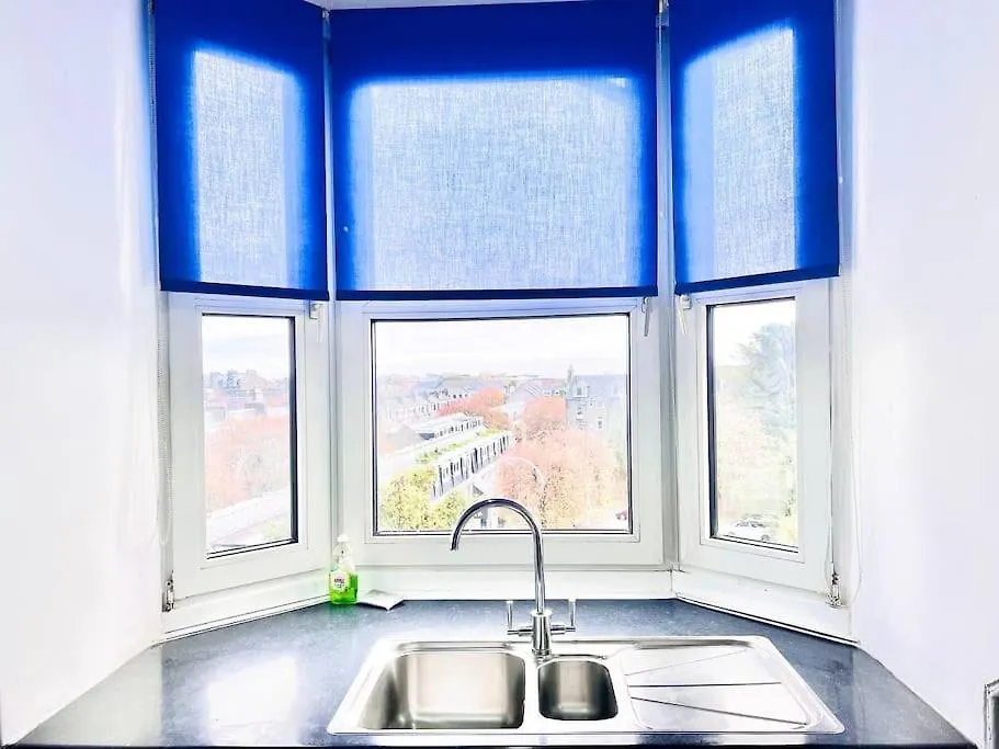 Crown House Two Bedroom Apartment Aberdeen