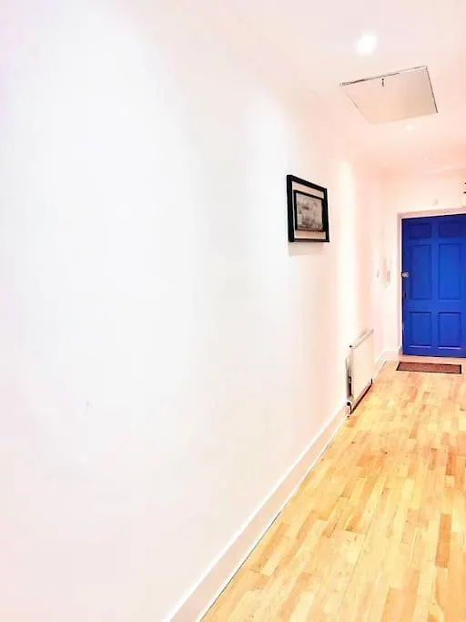 Crown House Two Bedroom Apartment Aberdeen