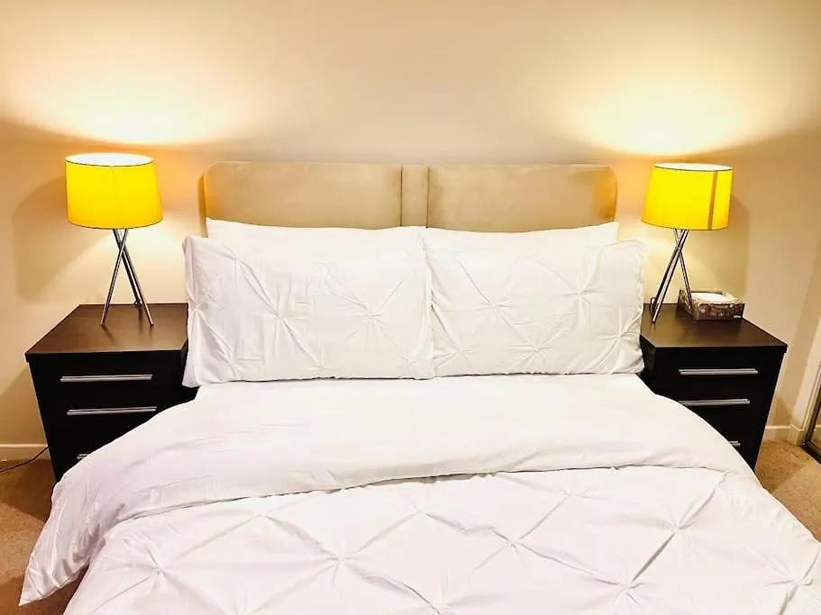 Crown House Two Bedroom Apartment Aberdeen 0*,  Storbritannien